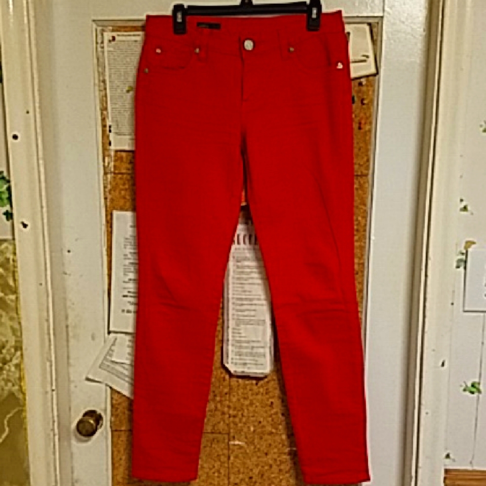 Kut From The Kloth,  Size:6,  Style: Skinny/Diana , Deep Red